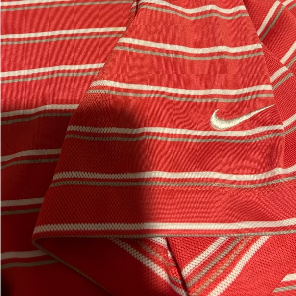 Nike Golf Dri Fit Men’s Polo Size Large Pre-Owned RN 56323 - Picture 4 of 5